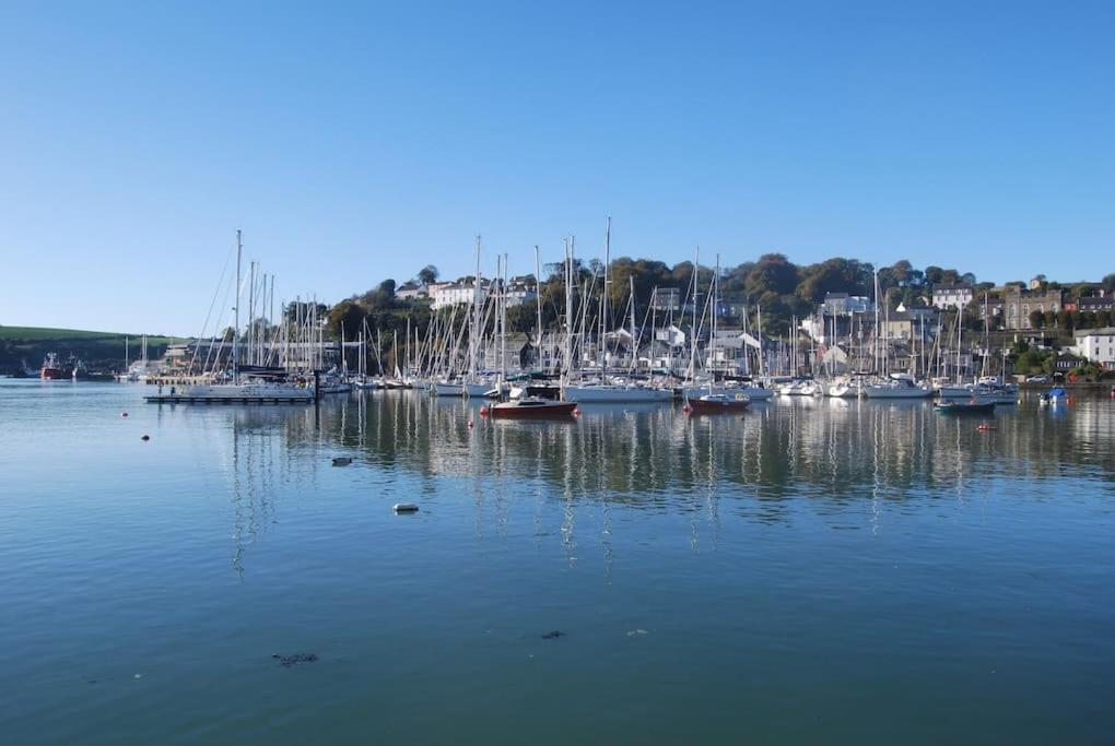 Coastal Chic Waterfront Studio Kinsale Dış mekan fotoğraf